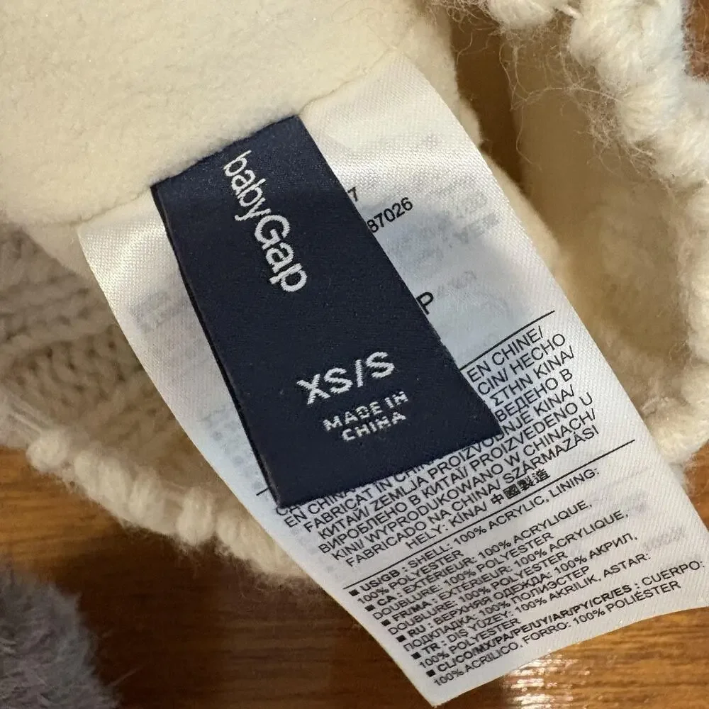 Lot of 2 Beanies babyGap Hat Fitted Girls XS/S Ivory Cable Knit Pom Fleece Lined